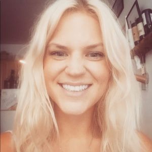 Meet your Posher, Daniela